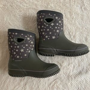 Youth Warm Waterproof Pull On Winter Boots, Size 12